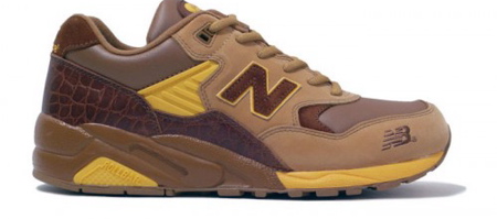 New Balance Mt580J Luggage Collection