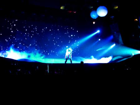 Kanye x Glow In The Dark Tour