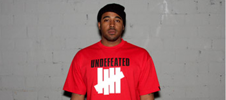 Undefeated Logo Lock Tee