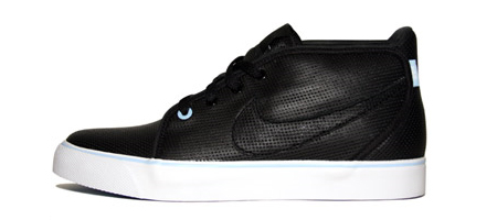 Undefeated x Nike Zoom Toki Lux