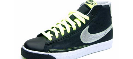 blazer_mid_slvr
