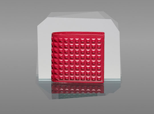 Balenciaga_spring_summer_2010_studded_wallet_red.jpg Balenciaga_spring_summer_2010_studded_wallet_red.jpg