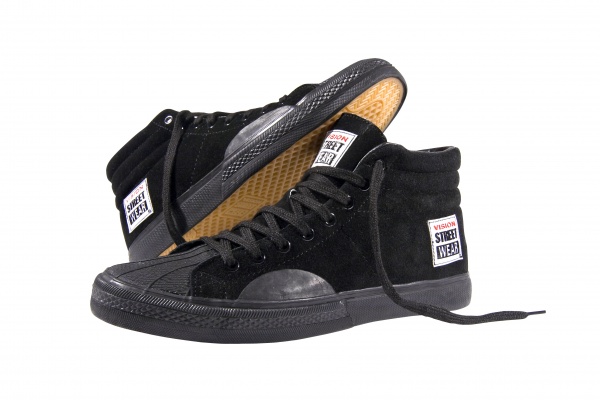 Canvas Blk Hitop_Hero-3
