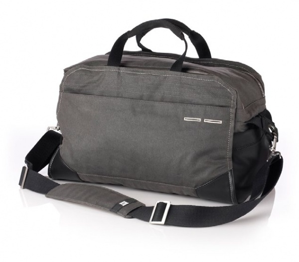 Malcolm-Fontier-New-Yorker-Bag-1