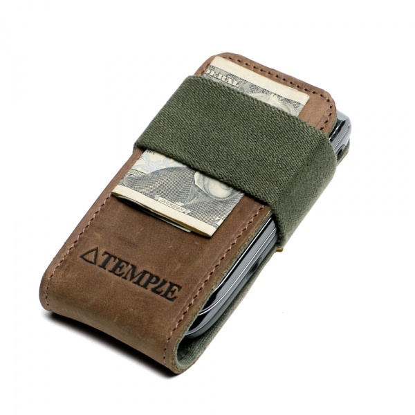 Temple-Smartphone-Wallet-3