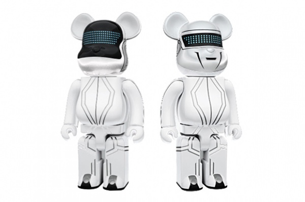 daft-punk-medicom-toy-tron-legacy-400-bearbricks