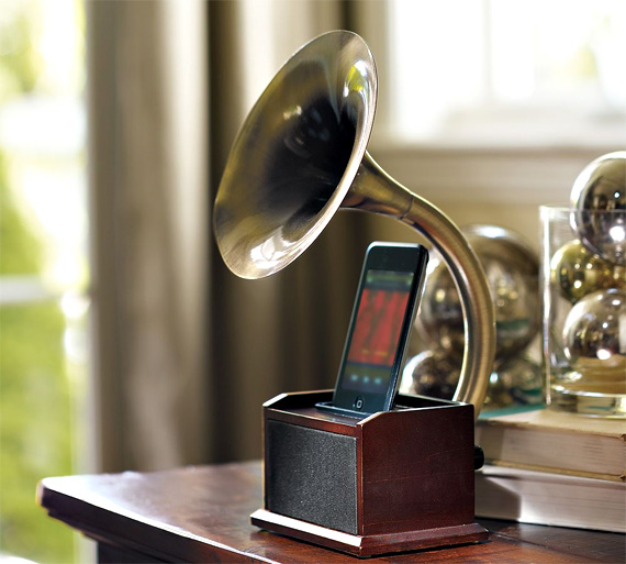 Gramophone iPod Station