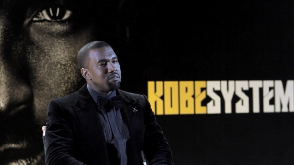 nike-everyone-is-on-the-kobesystem