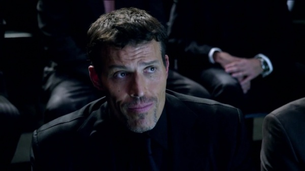 nike-kobesystem-tony-robbins