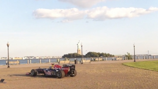 Redbull-F1-Car-Plays-Star-Spangled-Banner-Video