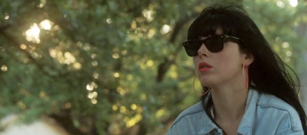 Sleigh-Bells-'End-of-the-Line'-Official-Music-Video