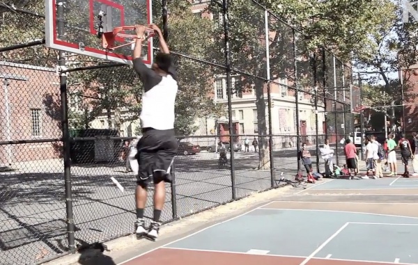 Video: The iPhone 5 ‘Will it Dunk?’ with Iman Shumpert