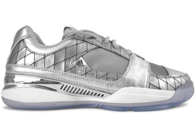 GIL2ZERO PRE LAUNCH AT UBIQ