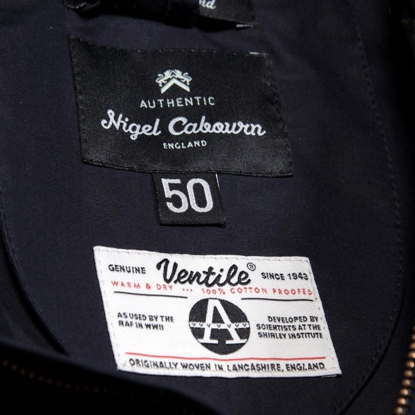 14-02-2013_cabourn_ventileaircraftjacket_navy10