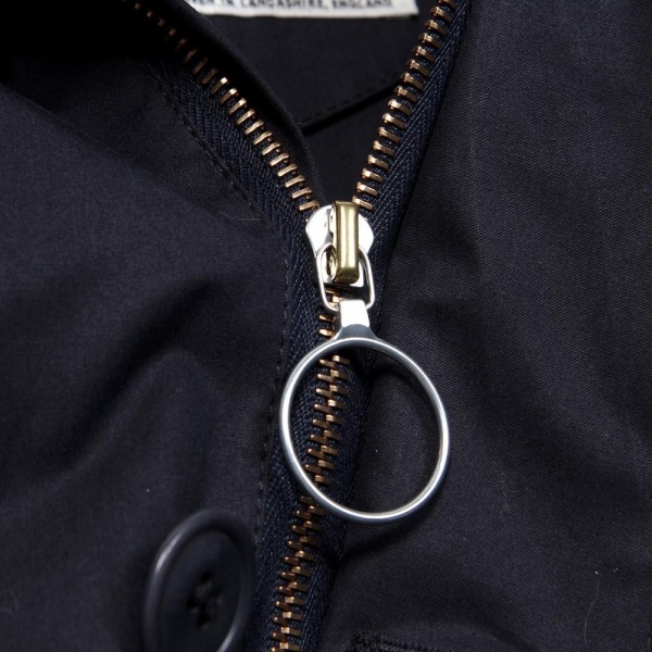 14-02-2013_cabourn_ventileaircraftjacket_navy9