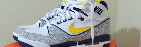 Nike Air Assaults – Blue/Yellow