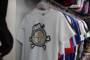 Damn. Bootlegged?!!! (don’t buy fake GC in Taipei)