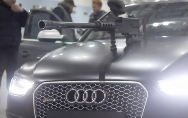 Audi RS4 Avant “Ultimate Paintball Duel”