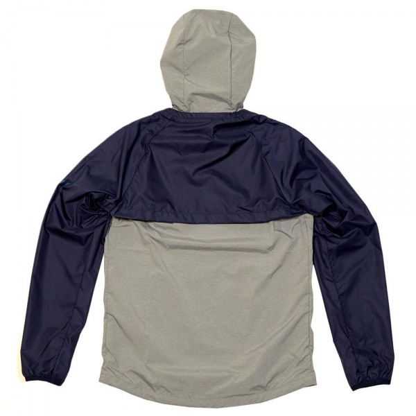 19-04-2013_nike_greyscaleconvertiblejacket_navy3