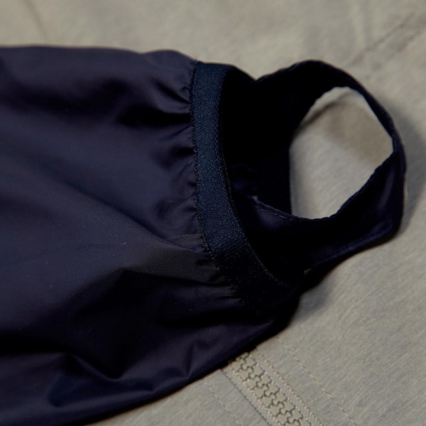 19-04-2013_nike_greyscaleconvertiblejacket_navy7