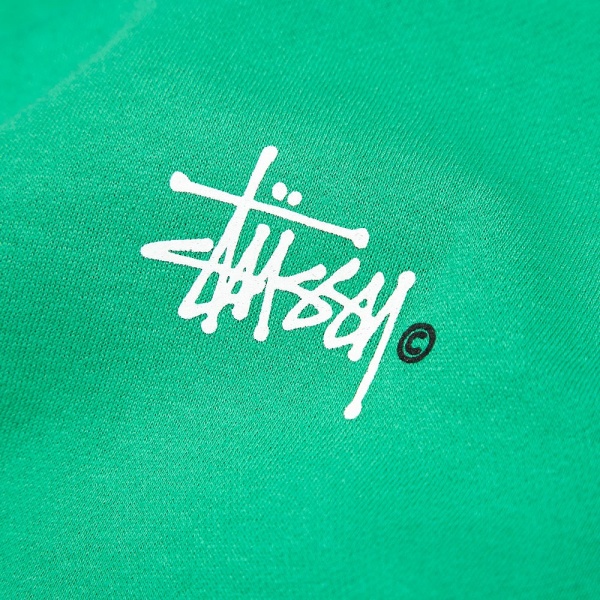 10-07-2013_stussy_basiclogosweat_kellygreen5