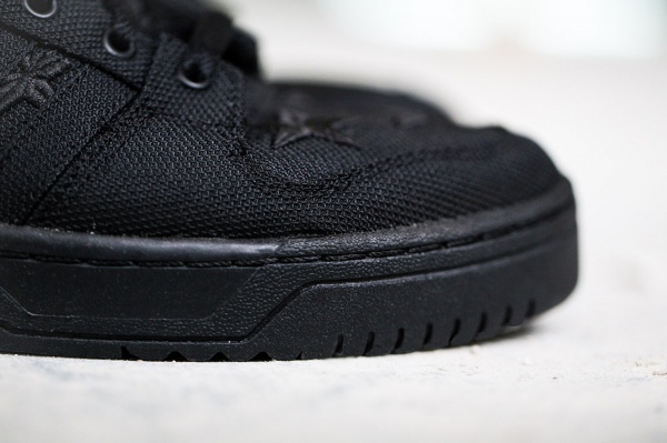 a-closer-look-at-the-aap-rocky-x-adidas-originals-by-jeremy-scott-js-wings-2-0-black-flag-4