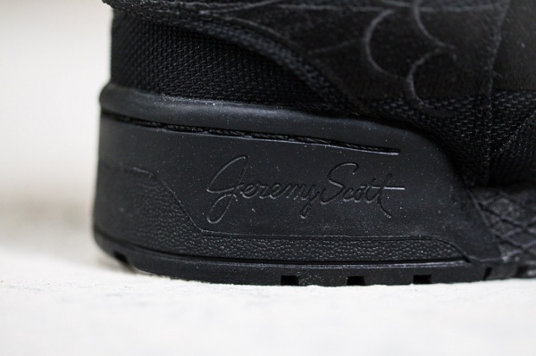 a-closer-look-at-the-aap-rocky-x-adidas-originals-by-jeremy-scott-js-wings-2-0-black-flag-6