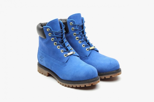 atmos x Timberland 6″ Blue Suede Boot