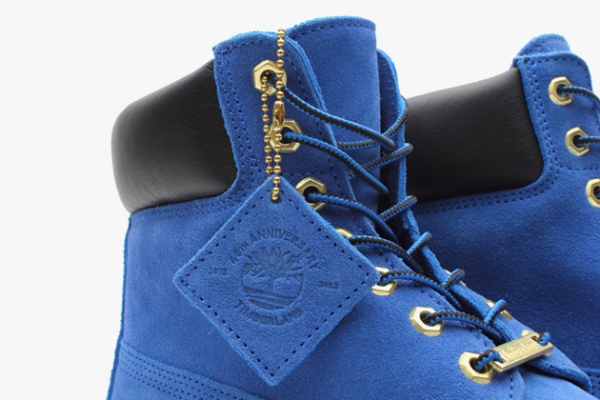 atmos-timberland-6-inch-premium-blue-suede-boots-04